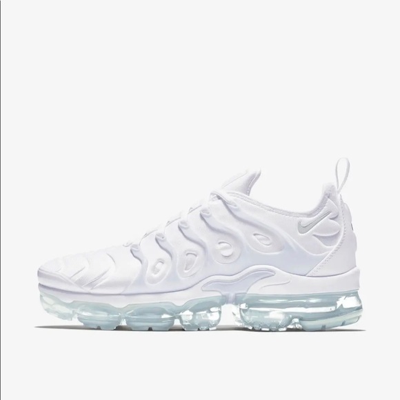 Nike Shoes - NIKE Vapormax Plus NWOT white & pure platinum size 5.5
